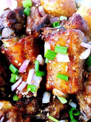 #aca烤明星大赛#cumin Pork Ribs Roasted Potatoes recipe