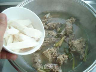 Yam Pork Ribs Soup recipe