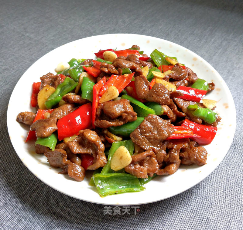 Stir-fried Pork with Double Peppers recipe