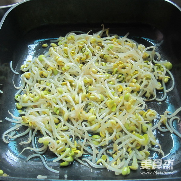 Fried Soybean Sprouts recipe