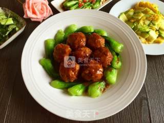 Meat Ball with Soy Sauce recipe