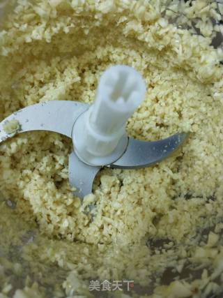 Homemade Gold and Silver Garlic Sauce recipe