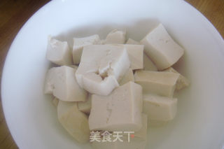 The Whole Family Loves-crucian Carp Tofu Soup recipe