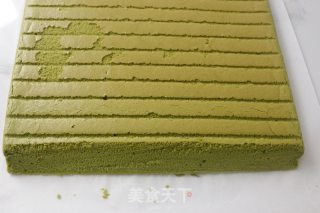 Matcha Cream Cake Roll recipe