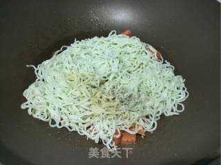 "quick Lazy Meal" Baked Vegetable Noodles recipe