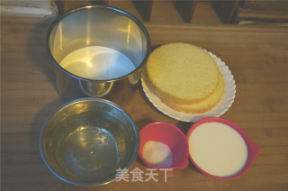 Milk Mousse (love in Spring) recipe