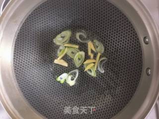 Stir-fried Cabbage with Sausage recipe