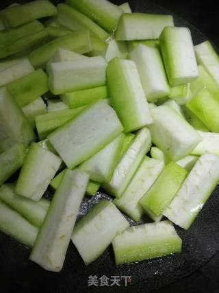 Braised Razor Clams with Octagonal Melon recipe