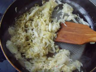 Sour and Refreshing Appetizer---sauerkraut Boiled White Meat recipe