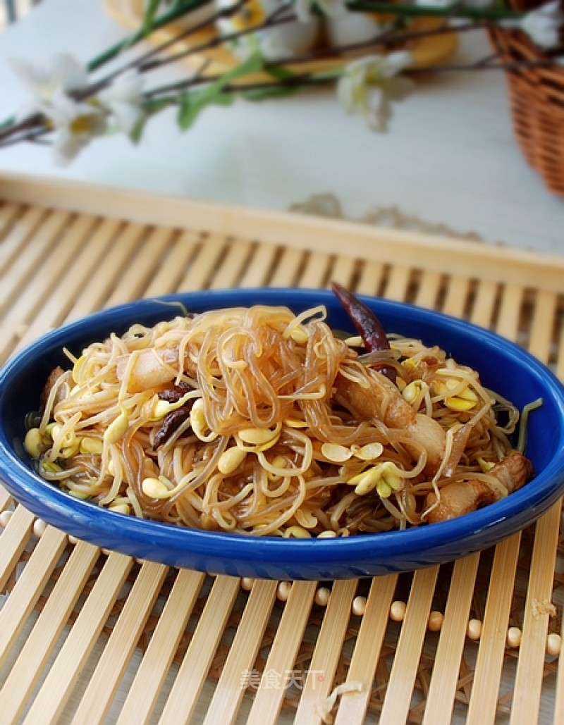 Bean Sprouts Stewed Vermicelli recipe