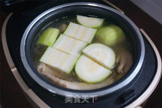 Mussels and Chicken Feet Soup recipe