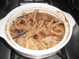 Medicated Chicken Feet Soy Soup recipe