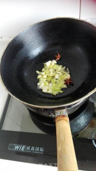 Stewed Little Stupid Chicken Corn in Casserole recipe