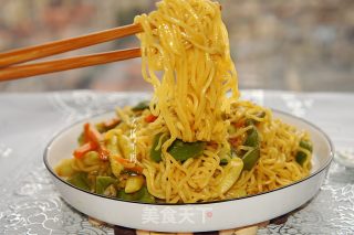 Braised Noodles with Beans recipe