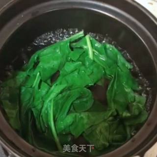 Spinach and Egg Noodles recipe