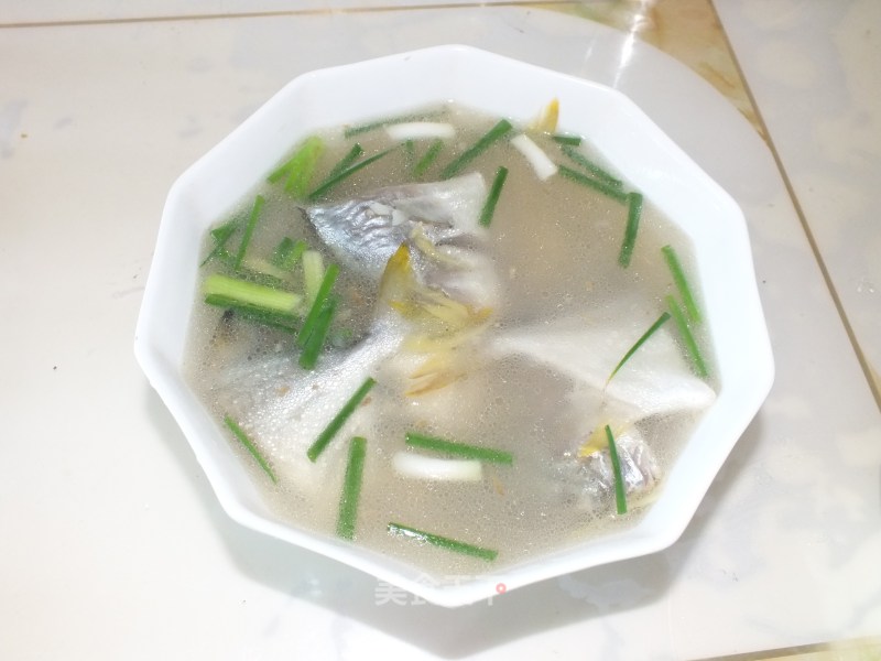 Fresh Sea Pomfret Soup recipe