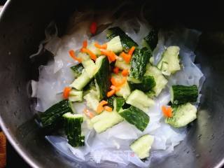 #团圆饭#cucumber with Noodles recipe