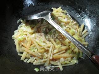 Stir-fried Potatoes with Cabbage recipe