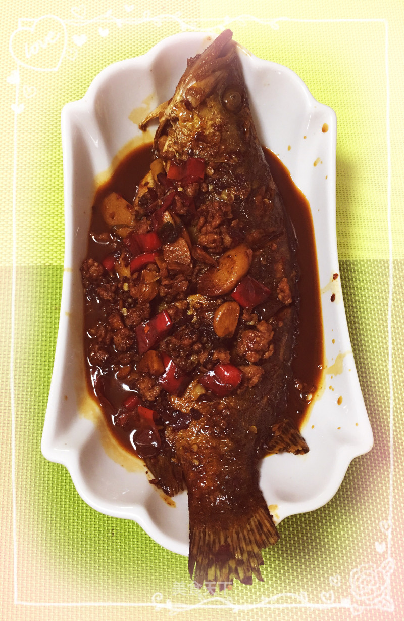 Grilled Mandarin Fish with Minced Meat recipe