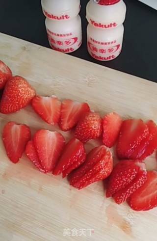 Strawberry Yakult recipe