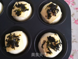 Seaweed Cheese Meal Bun recipe