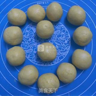 Pumpkin Sesame Balls recipe