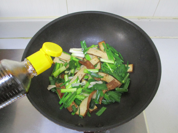 Stir-fried Garlic recipe