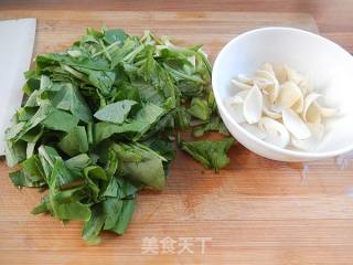 #初秋养生#peanut Lily Green Vegetable Congee recipe