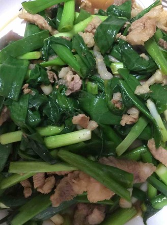 Stir-fried Shredded Pork with Shallots recipe