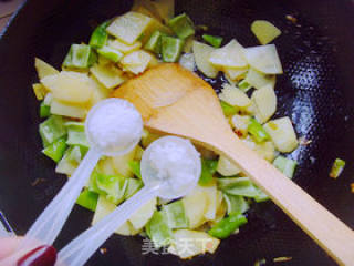 Potato Chips with Green Pepper. recipe