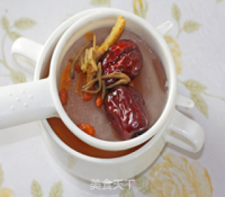 Honeysuckle and Red Date Tea recipe