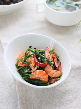 Stir-fried Shrimp with Leek recipe