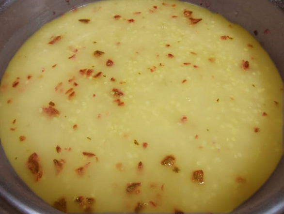 Rose and Rock Sugar Yellow Millet Porridge for Beauty and Stomach recipe
