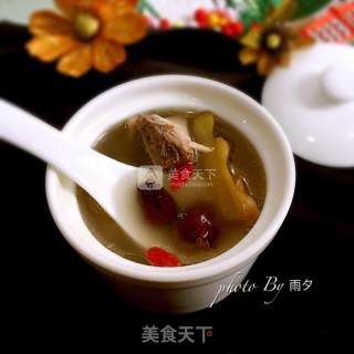 Red Date and Wolfberry Bone Soup recipe