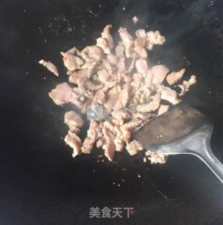 Stir-fried Pork with Celery and Fungus recipe