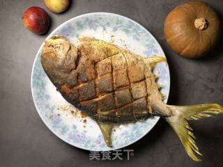 [rabbit Loves Kitchen Mid-autumn Family Banquet] Pan-fried Sea Pomfret recipe