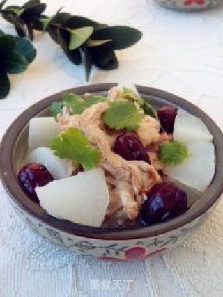 Duck Bone Soup with White Radish and Red Dates recipe