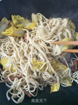 Fried Noodles with Lean Pork recipe