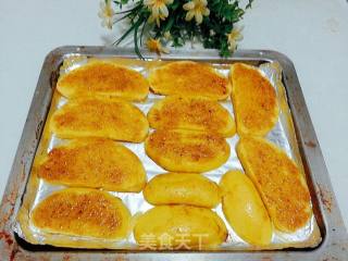 Baked Steamed Bun Slices recipe