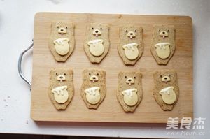 Bear Biscuits Stealing Honey recipe