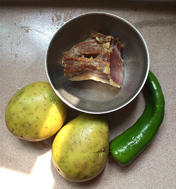 Fried Potato Chips with Bacon recipe