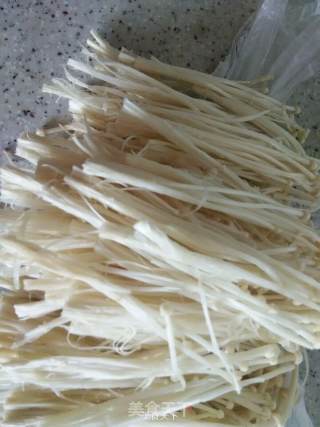 Enoki Mushrooms with Shallot Oil recipe