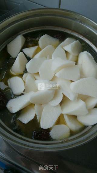 Chinese Yam and Wolfberry Black-bone Chicken Soup recipe