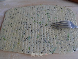 Chives Sesame Soda Crackers recipe