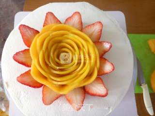 Mango Flower Cream Cake recipe