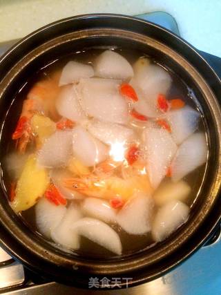 White Radish and Shrimp Soup recipe