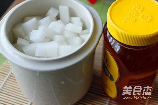 Honey Pickled White Radish recipe