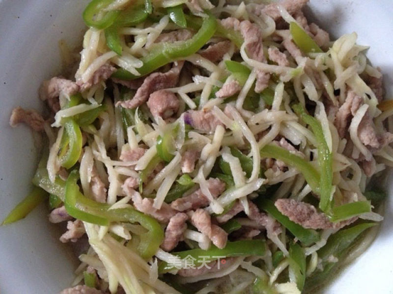Shredded Pork with Zizania and Green Pepper recipe