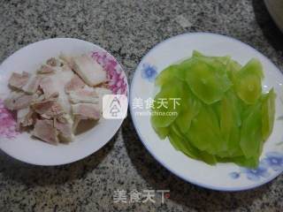 Stir-fried Lettuce with White Meat recipe