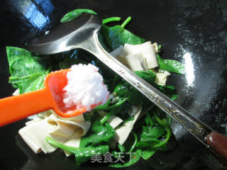 Thousands of Fried Fungus Vegetables recipe